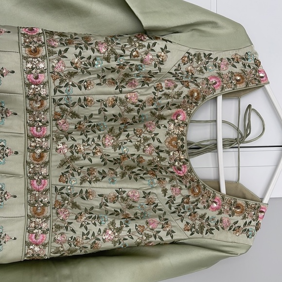 Indian long Anarakali dress - Picture 3 of 4